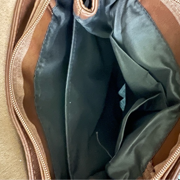 LXY medium sized leather backpack - Picture 4 of 4
